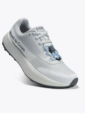 Women’s Mount to Coast H1 Running Shoes - Size 8